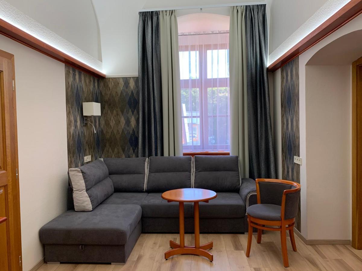 Gizella Hotel&Restaurant Veszprém Esterno foto