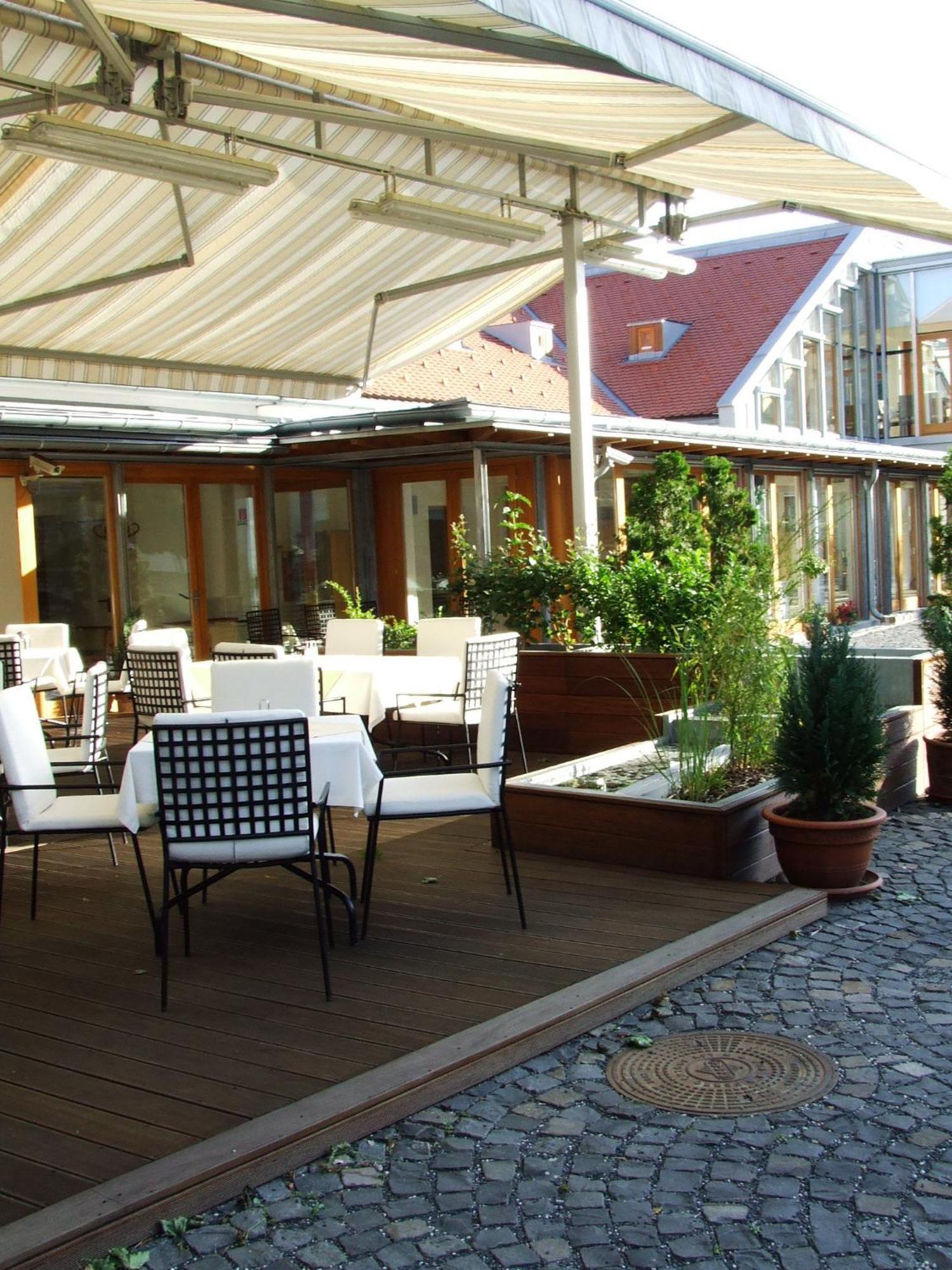 Gizella Hotel&Restaurant Veszprém Esterno foto